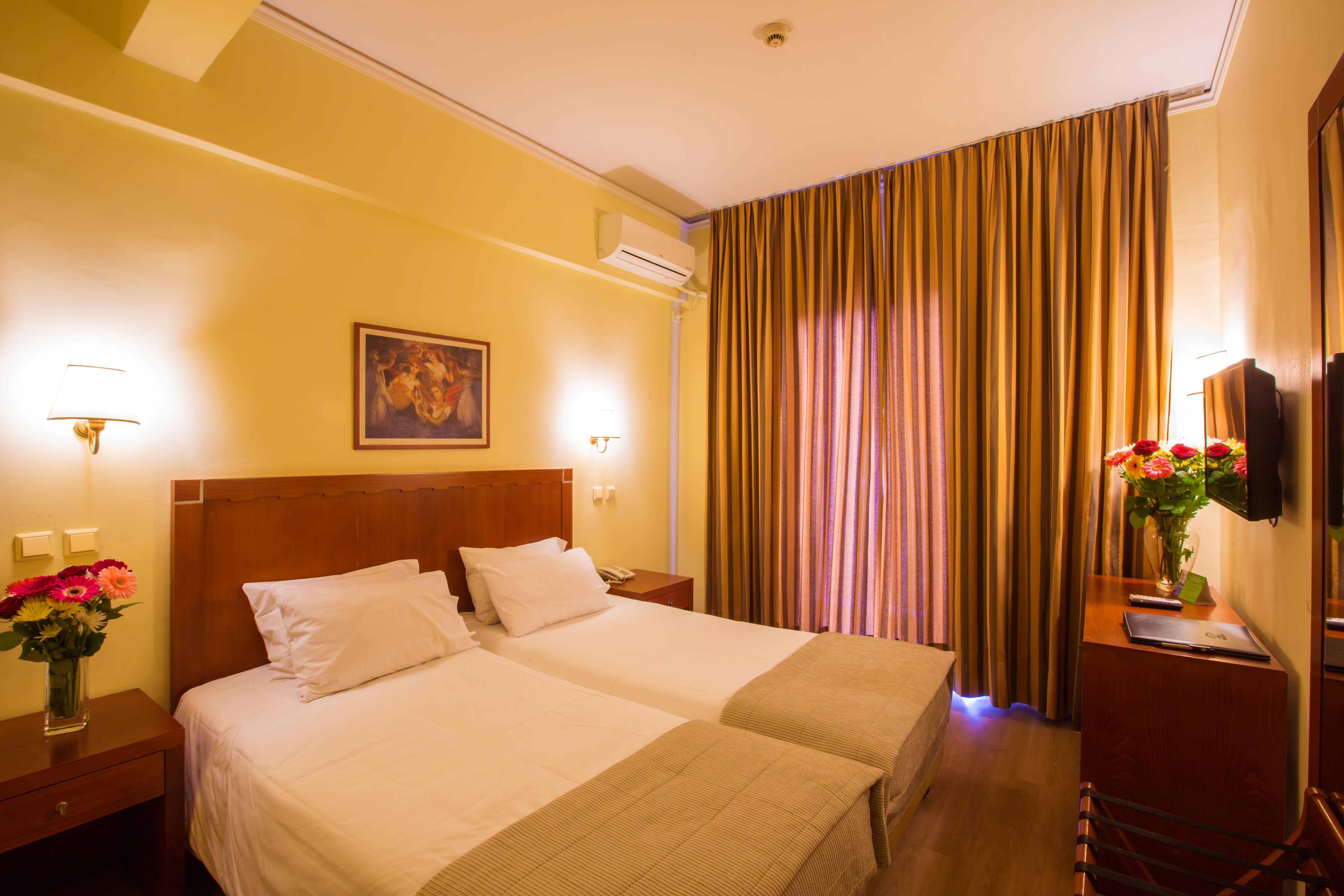 Hotel Marina Athena Bagian luar foto