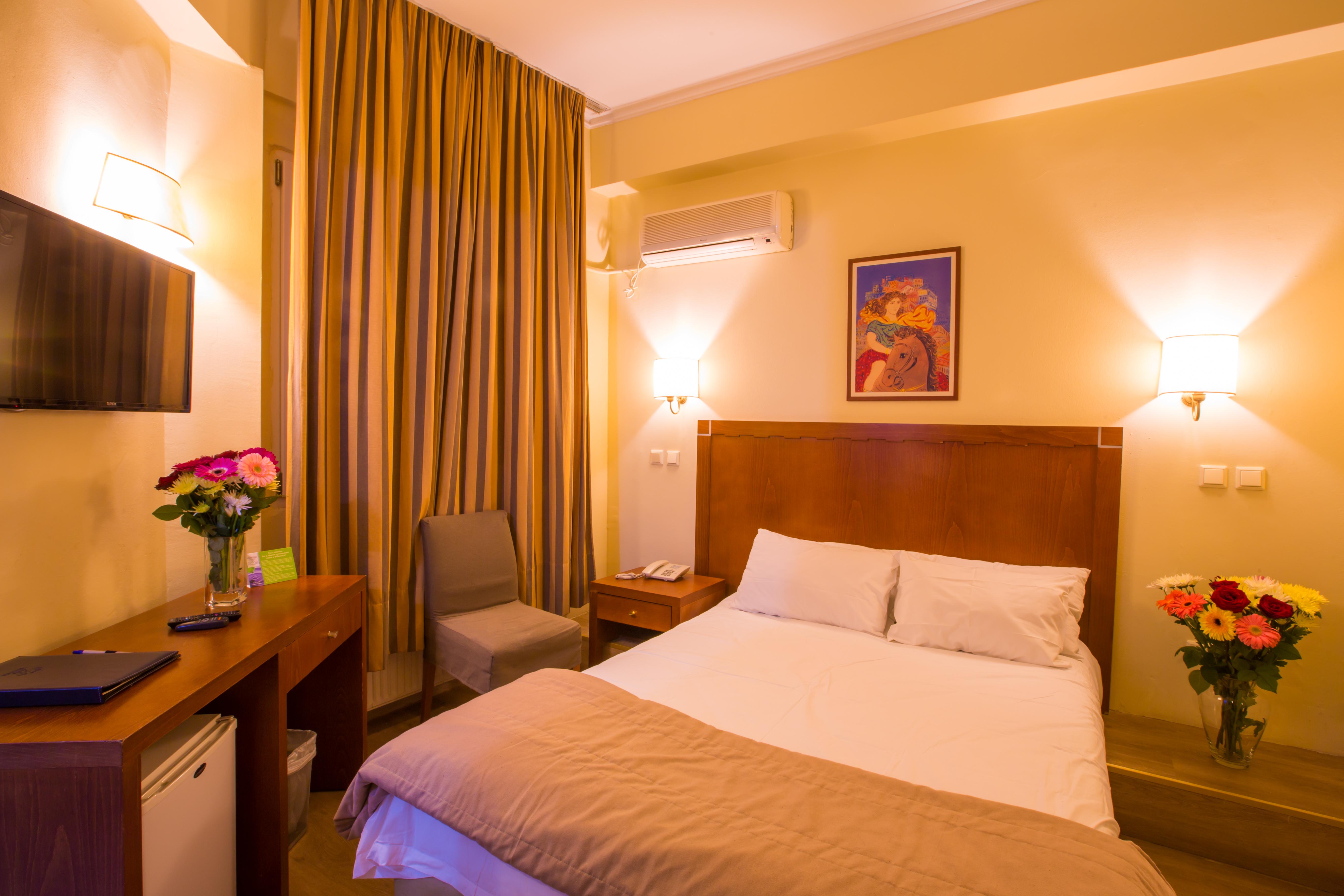 Hotel Marina Athena Bagian luar foto