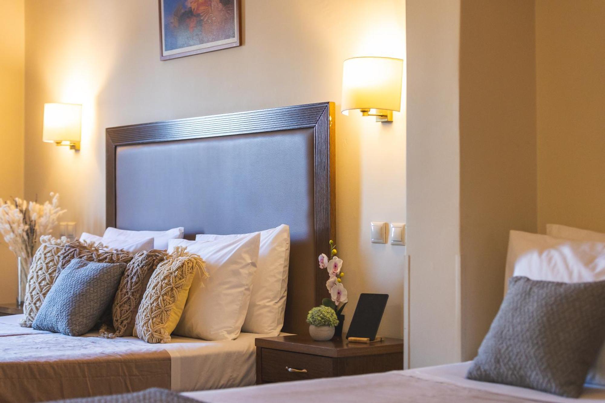 Hotel Marina Athena Bagian luar foto