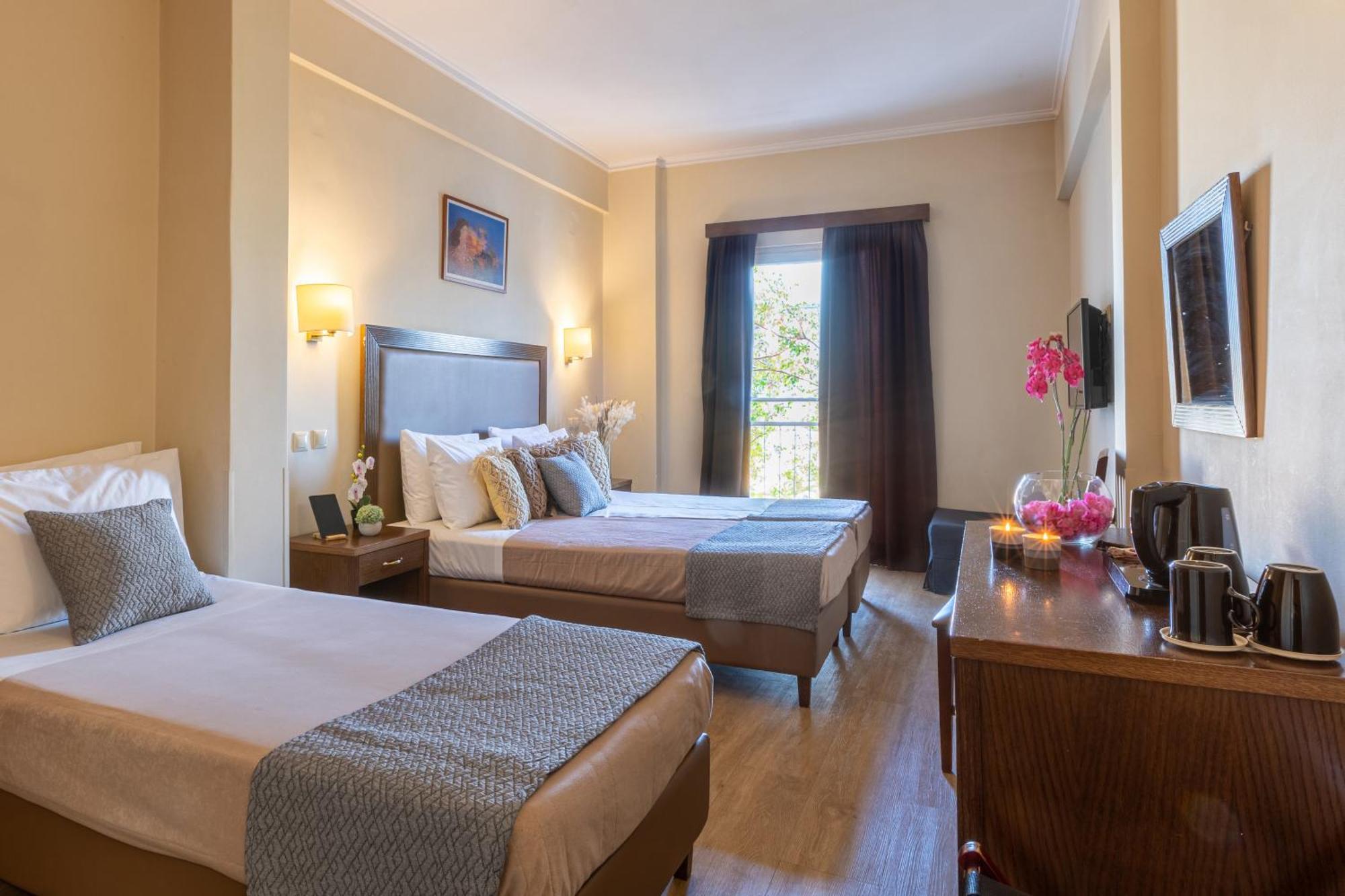 Hotel Marina Athena Bagian luar foto