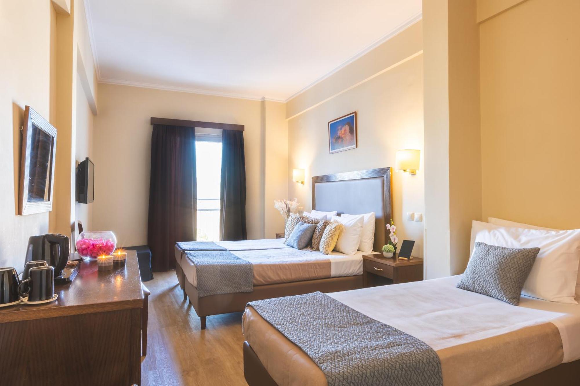 Hotel Marina Athena Bagian luar foto