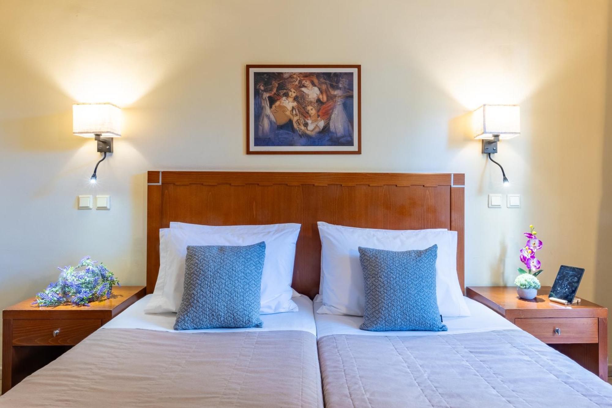 Hotel Marina Athena Bagian luar foto