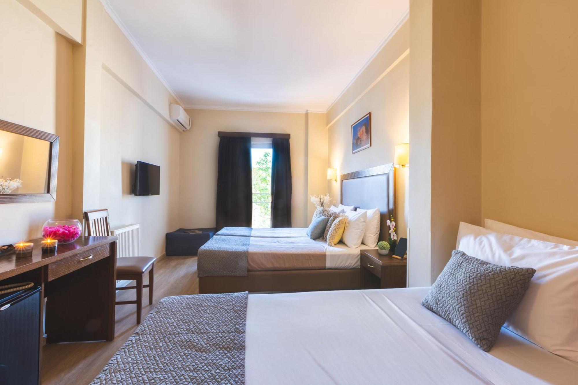 Hotel Marina Athena Bagian luar foto