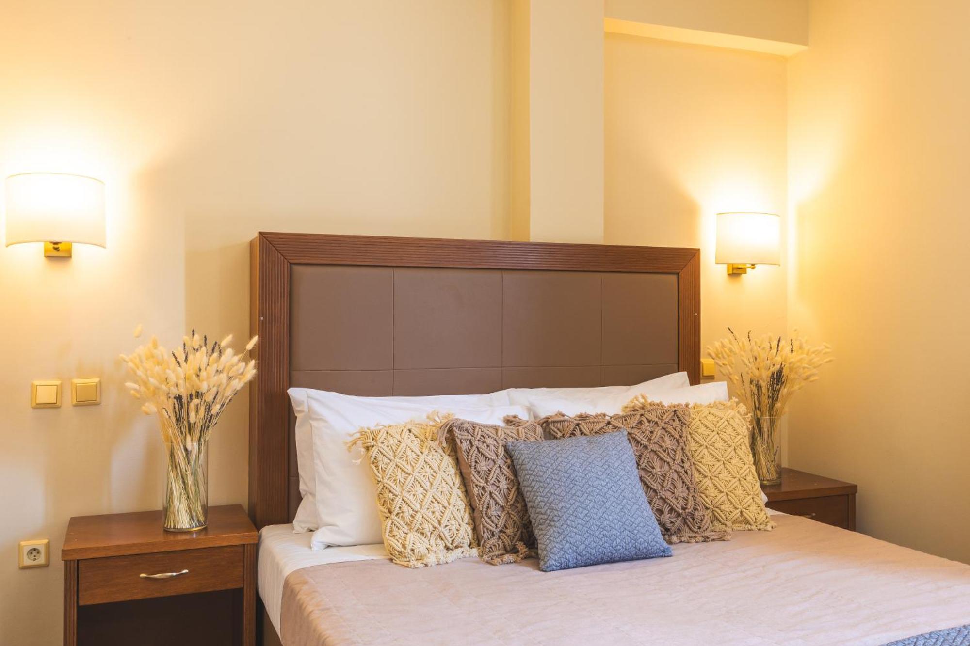 Hotel Marina Athena Bagian luar foto