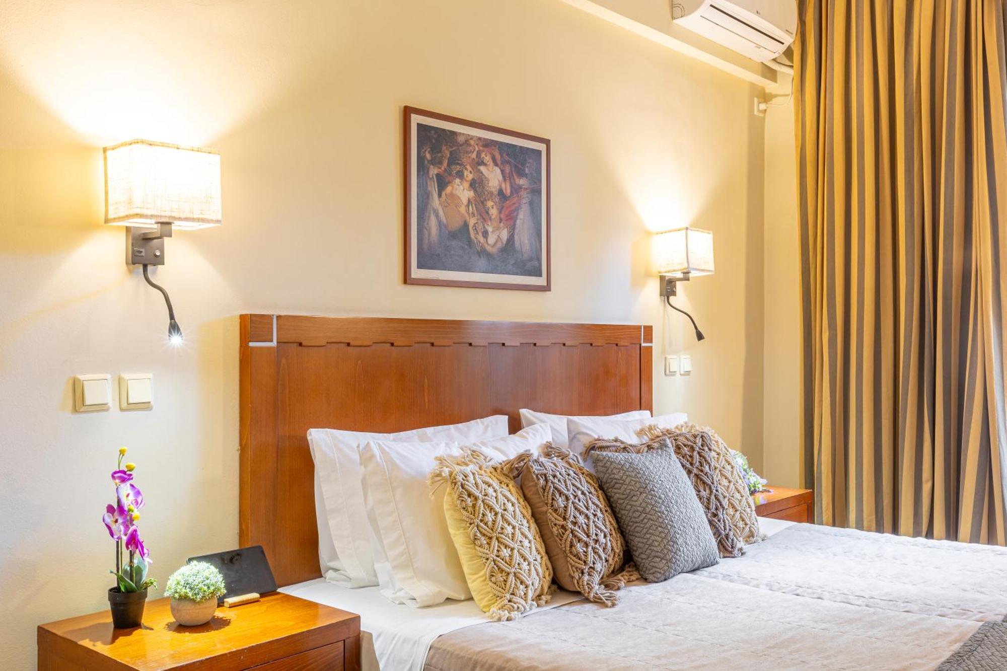 Hotel Marina Athena Bagian luar foto