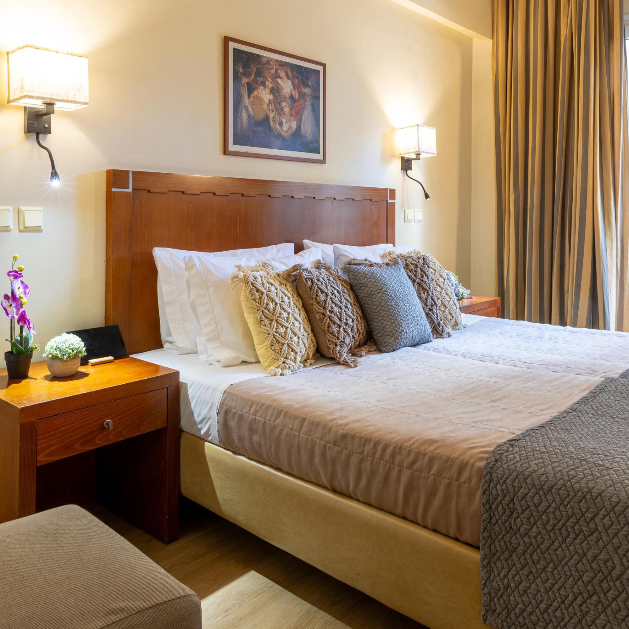 Hotel Marina Athena Bagian luar foto
