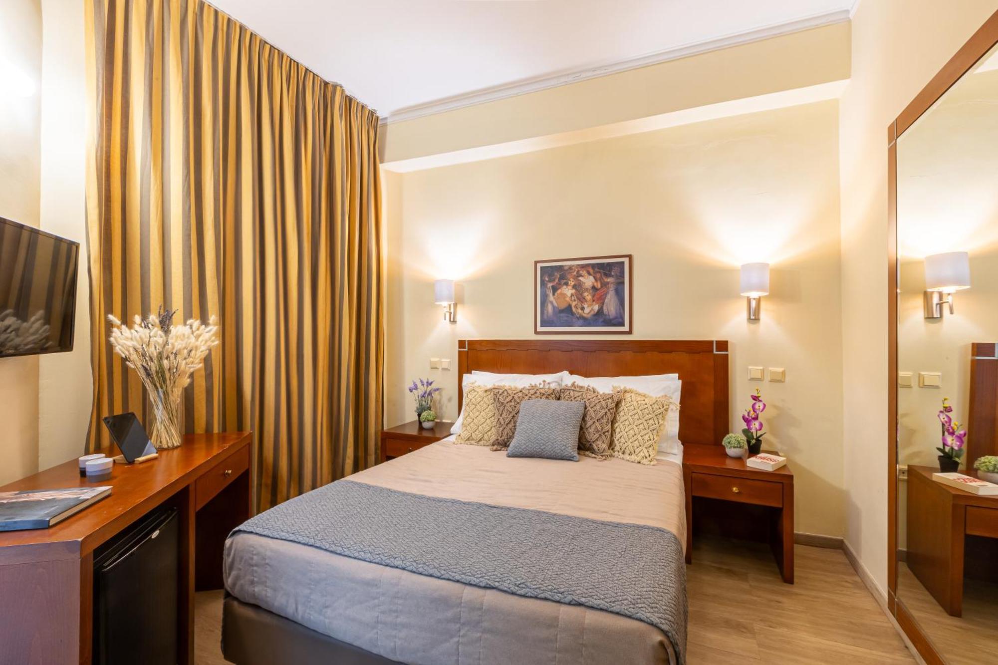 Hotel Marina Athena Bagian luar foto